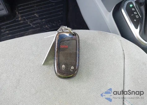 2018 Jeep Renegade Latitude 4X4 z USA, uszkodzony, nr VIN ZACCJBBB0JPH43077